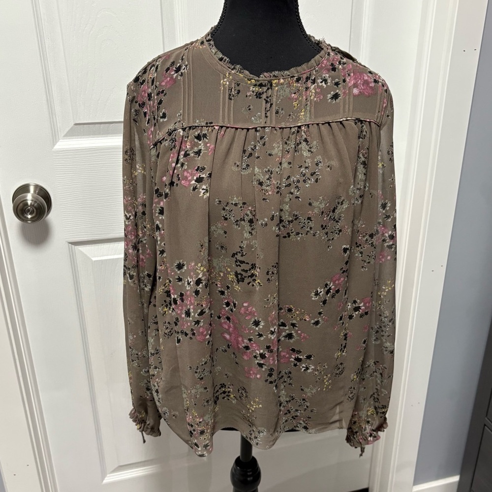 Aritzia - Wilfred Blouse